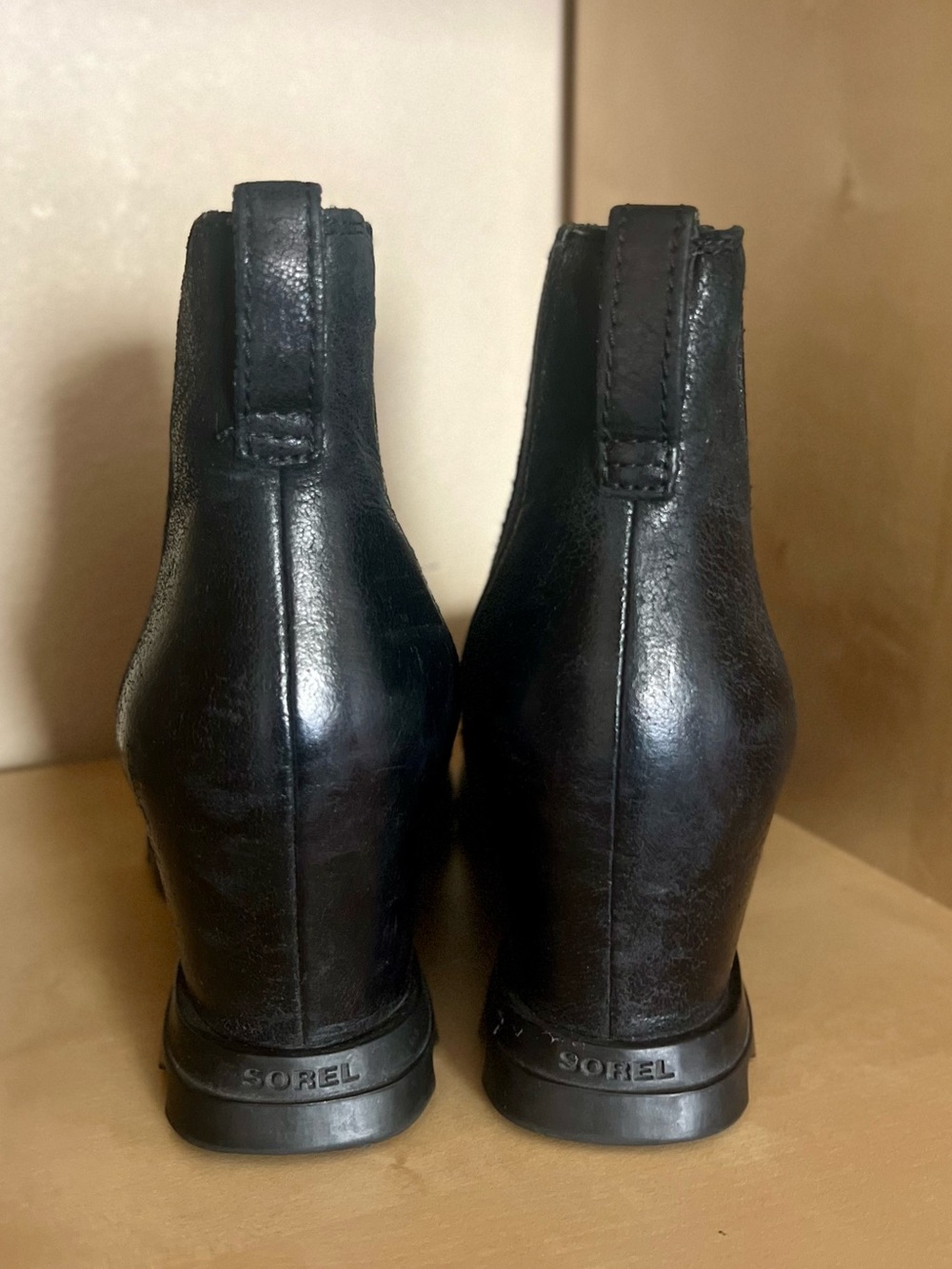 Sorel Black Joan of Arctic Wedge III Chelsea Boots size 11 - Waterproof Leather - Picture 8 of 14
